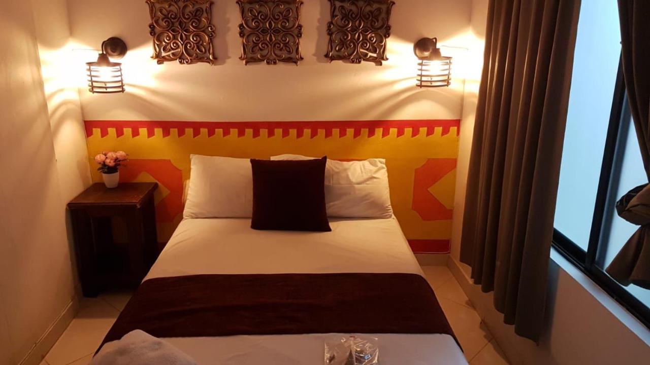 Hostel-Affordable Rooms With Private Bathroom San Juan กัวตาเป ภายนอก รูปภาพ
