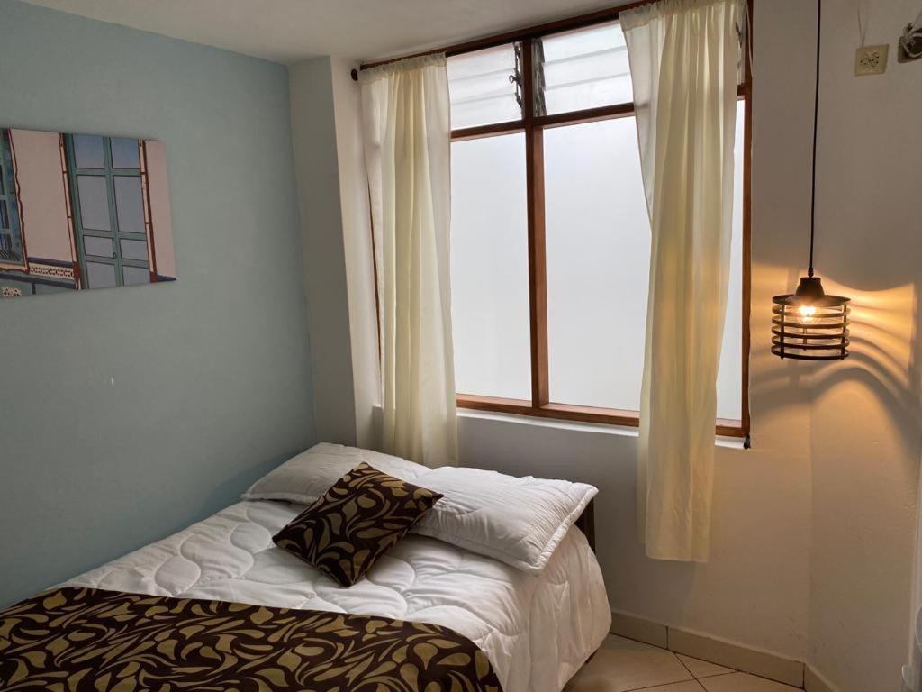 Hostel-Affordable Rooms With Private Bathroom San Juan กัวตาเป ภายนอก รูปภาพ